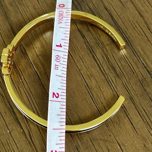 Tory Burch BRITTEN Enamel cuff Bracelet BLACK - Picture 4 of 4